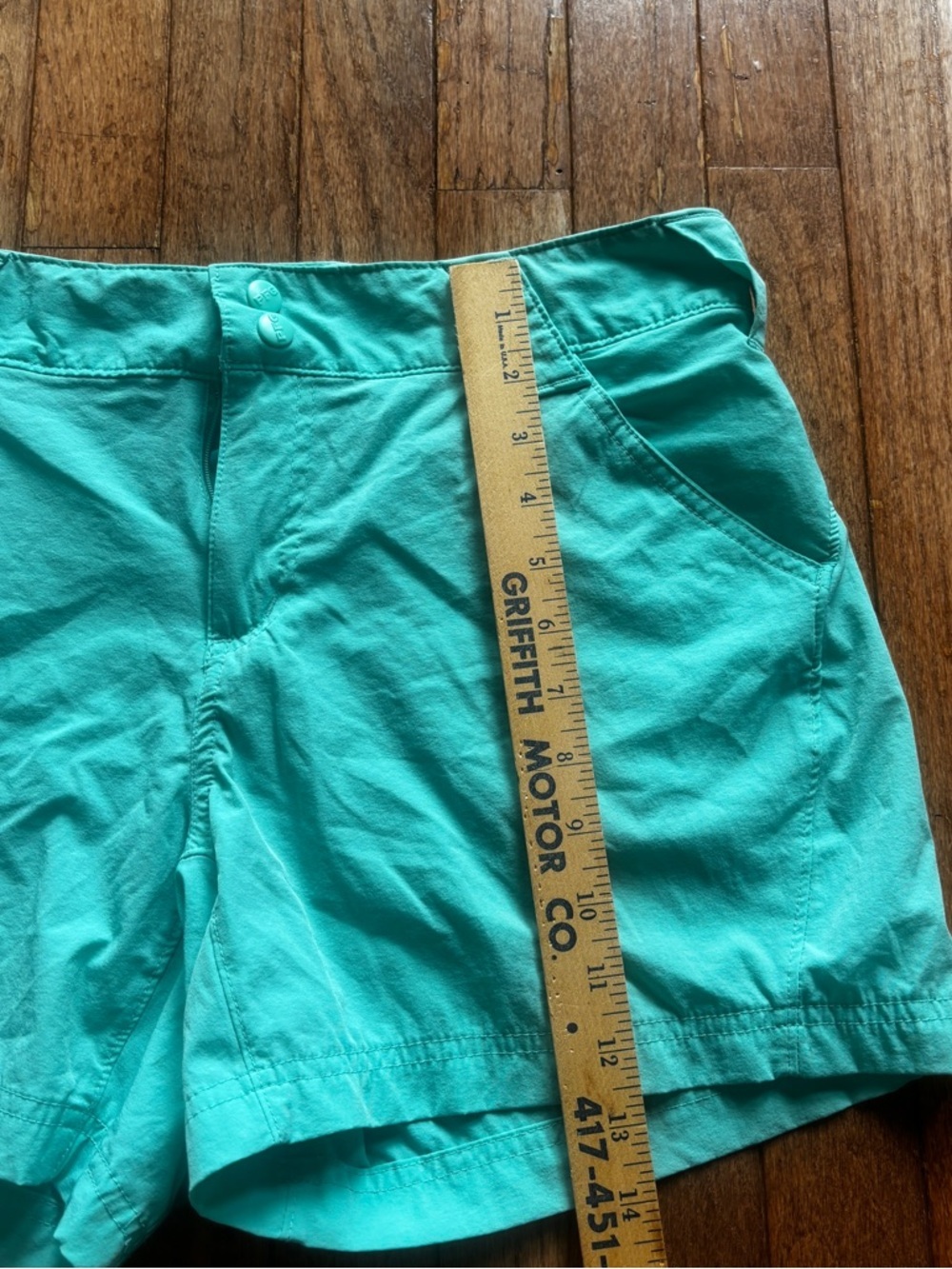 Womens Columbia PFG shorts-10 - Picture 3 of 10